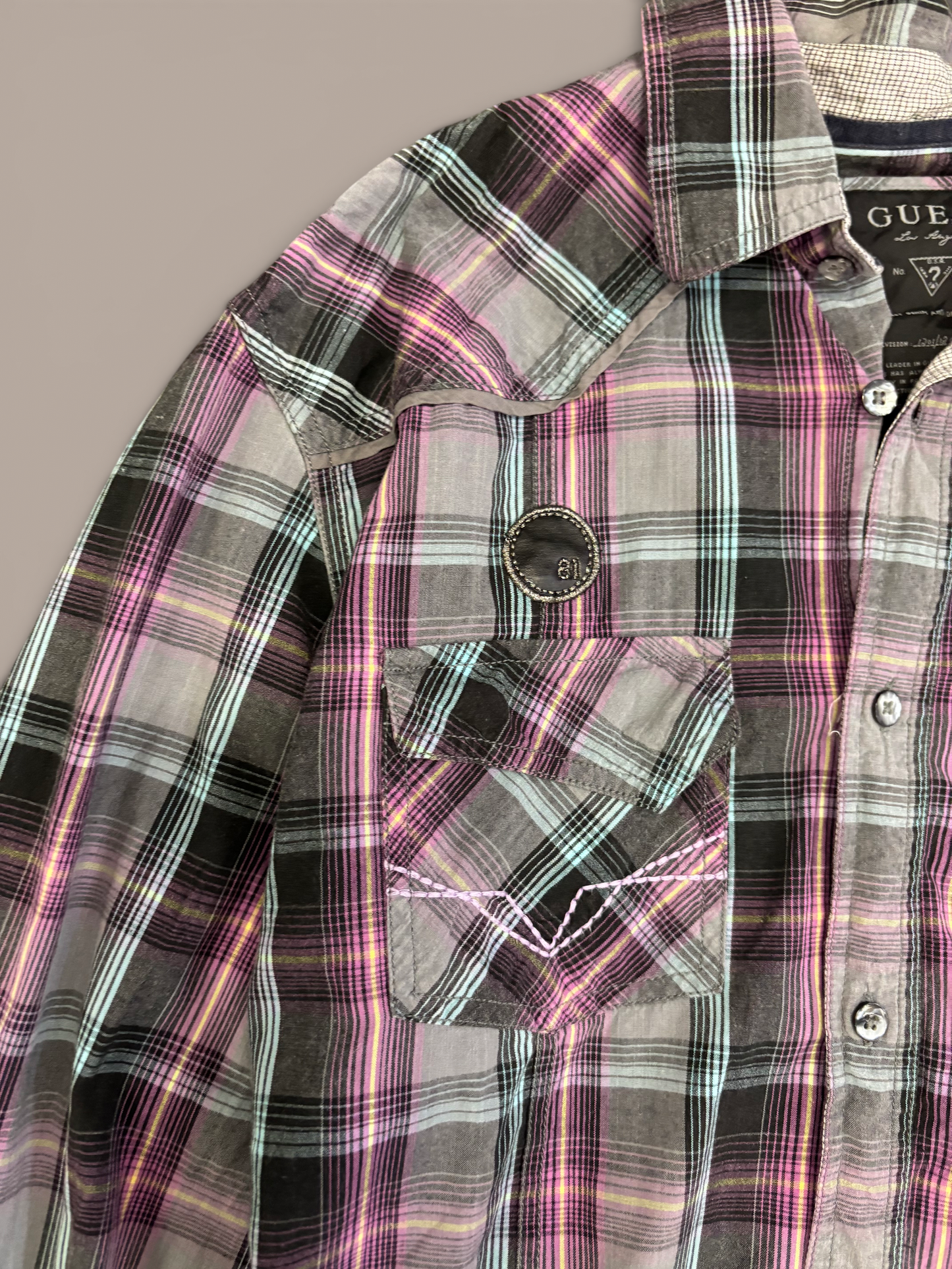 Guess vintage plaid long sleeve button up