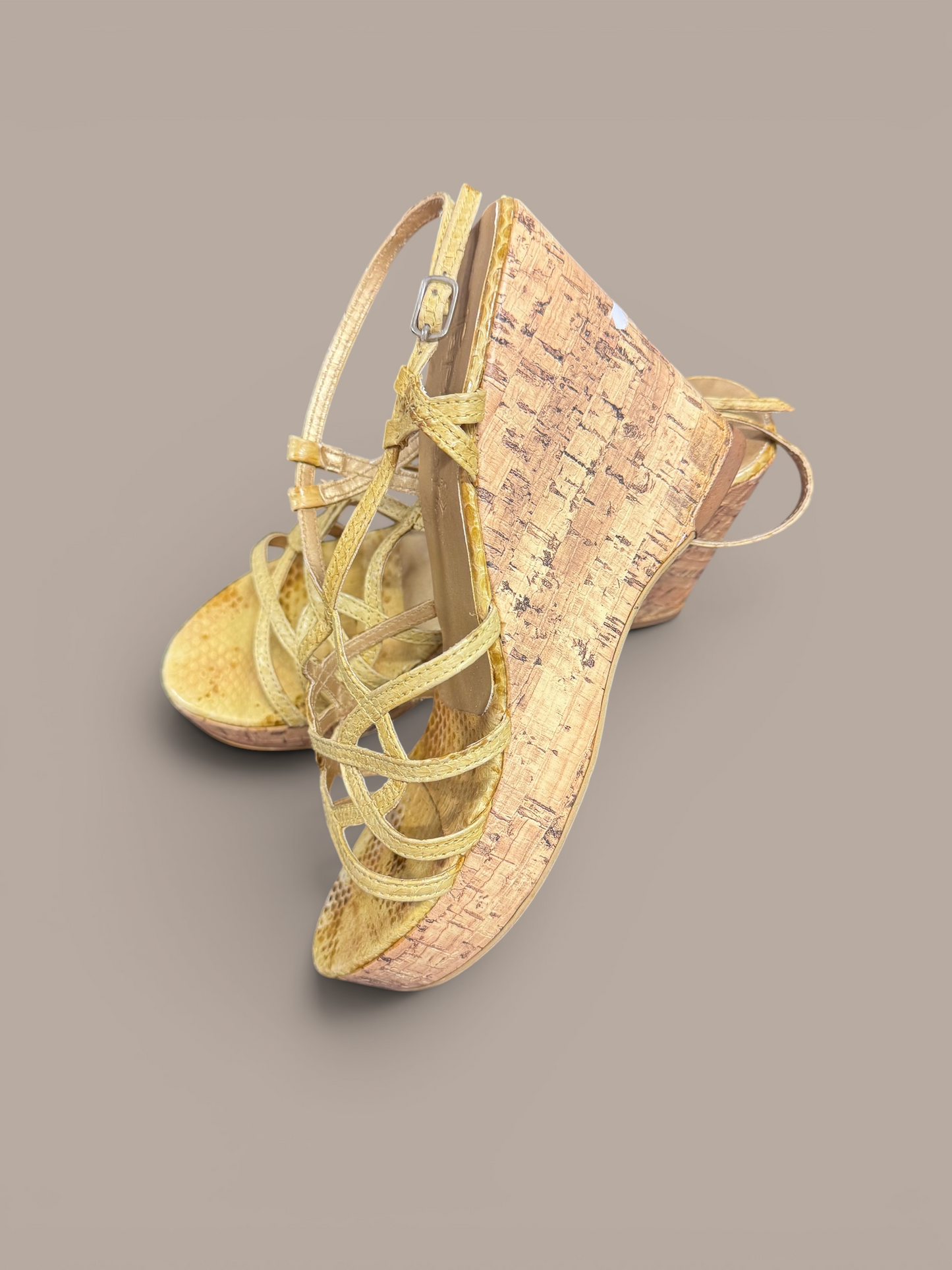 papillon yellow  wedge Chucky heels