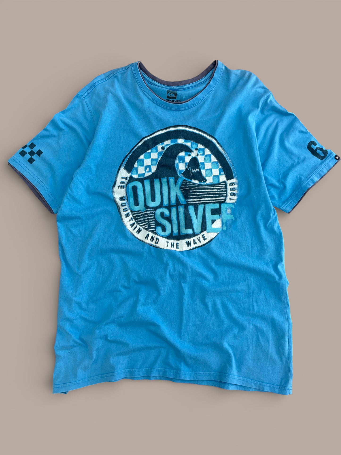 Quicksilver blue vintage graphic shirt