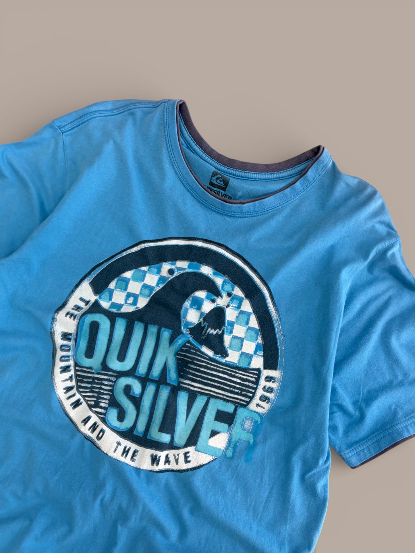 Quicksilver blue vintage graphic shirt