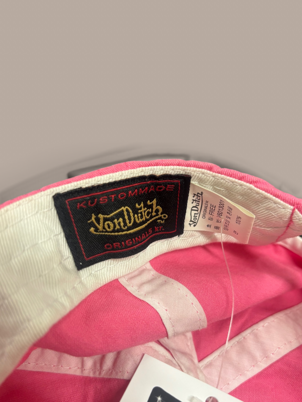 von dutch cap pink with white detailing